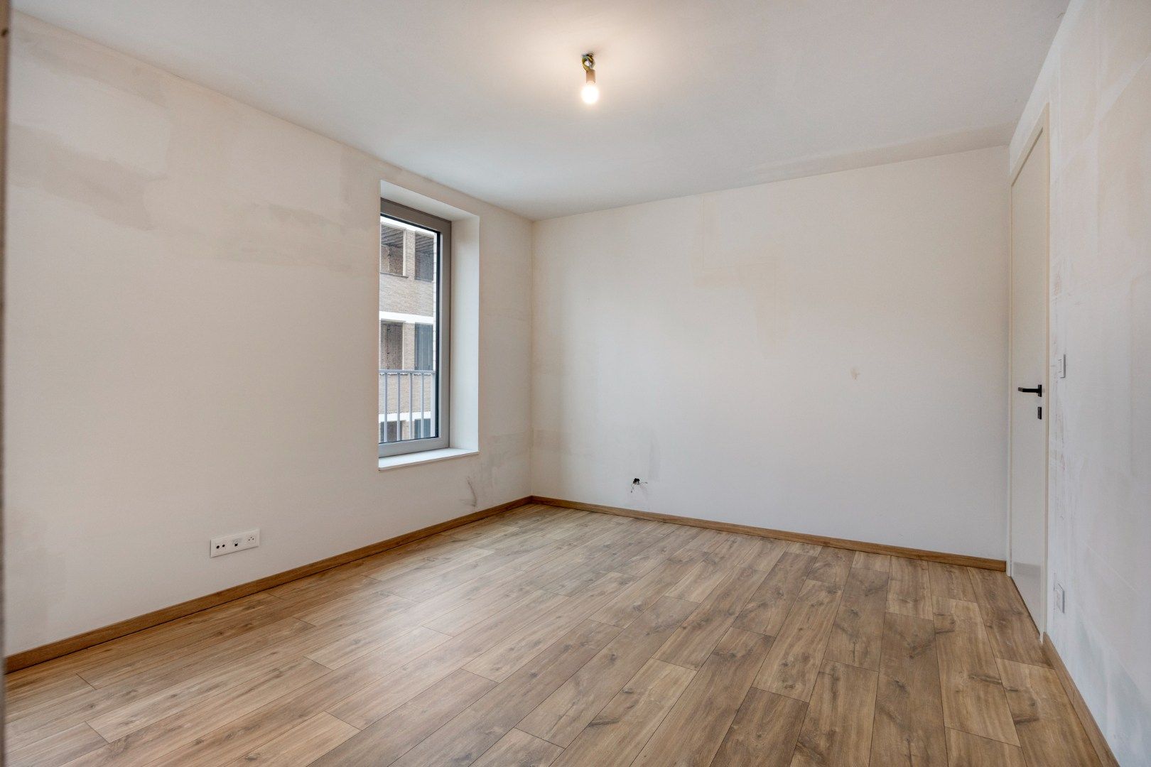 Verkoop onder registratierechten! Nieuwbouwwoning met 3 slaapkamers, 3 badkamers, tuin, terras en autostaanplaats in Tienen – EPC 48 kWh/m² - bewoonbare opp. 17 foto 30