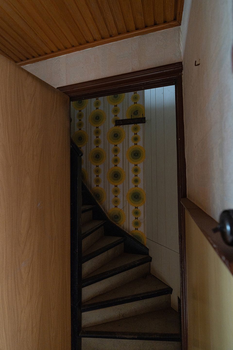 Te renoveren woning in Outer foto 8