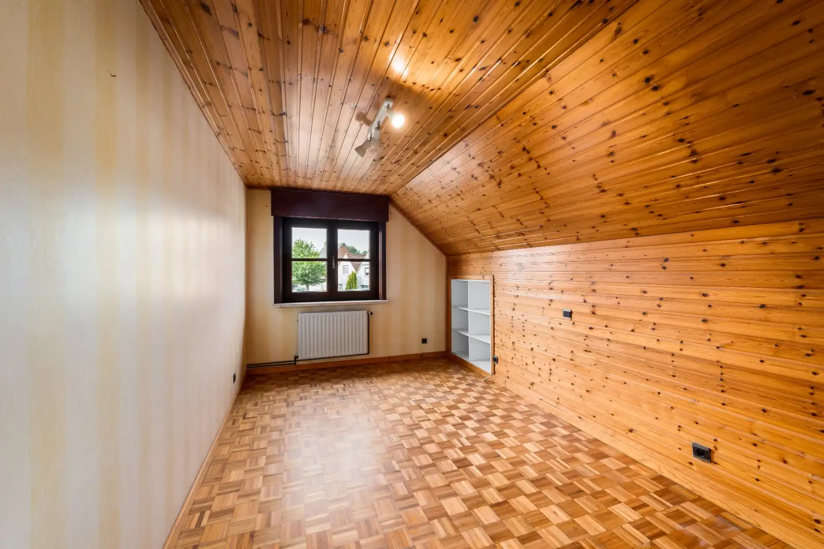 VILLA MET 5 SLAAPKAMERS TE KOOP IN KOKSIJDE DORP foto 17