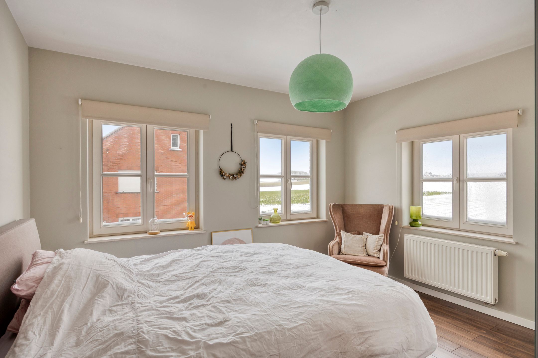 Zeer ruime Kwadraat-woning met 5 slaapkamers en 2 badkamers foto 21