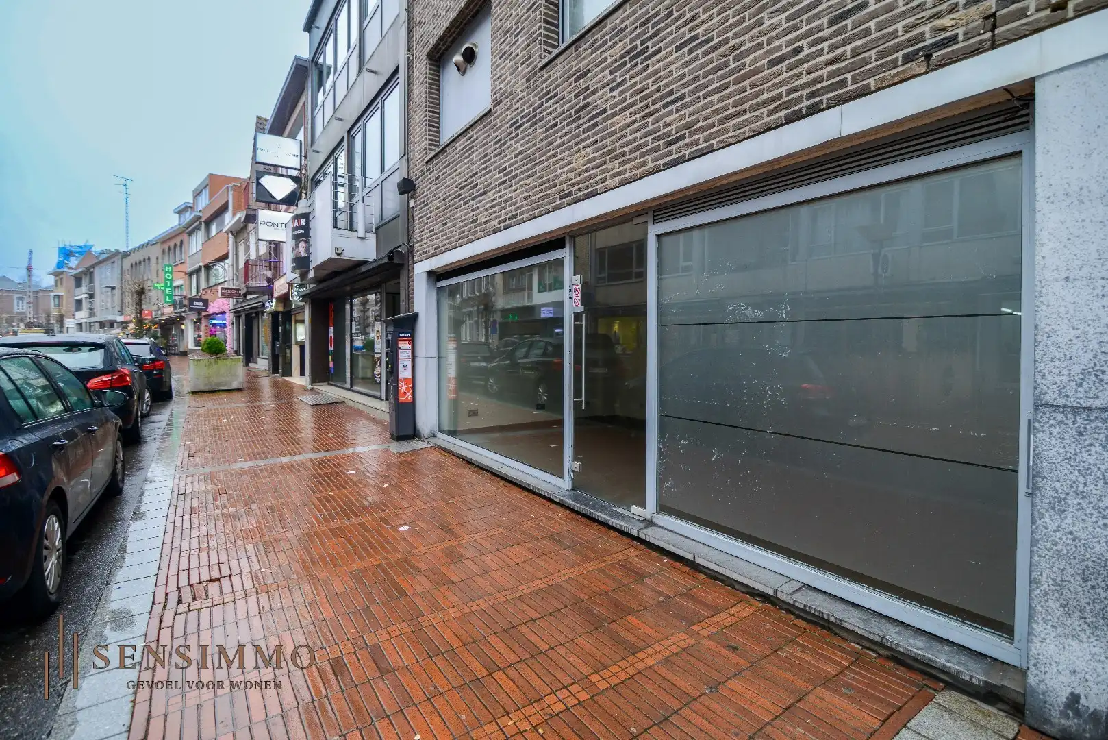 Ruim Duplex Handelspand/Horecapand in Genk-Centrum foto 3