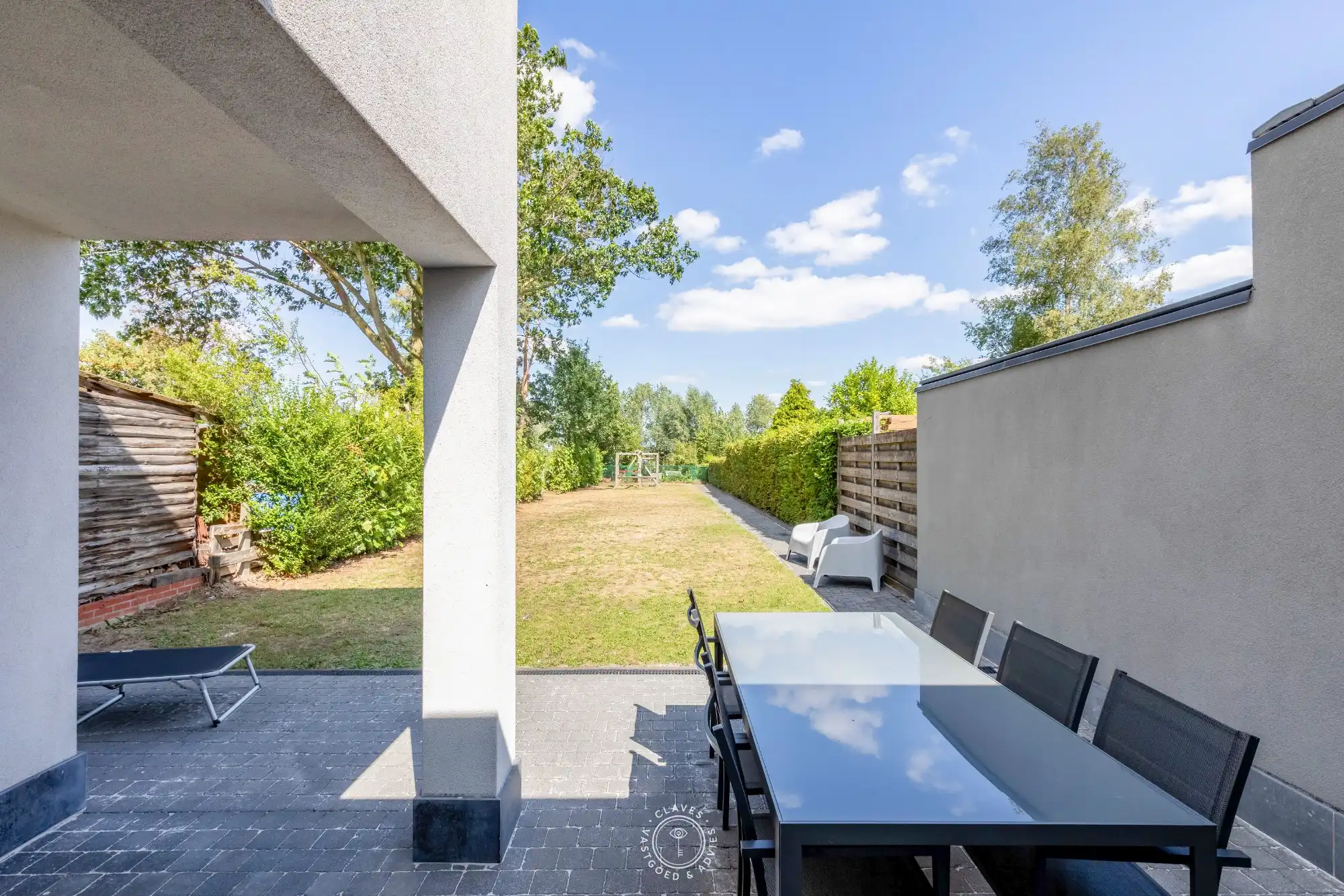 Moderne familiewoning met verrassende buitenruimte foto 10