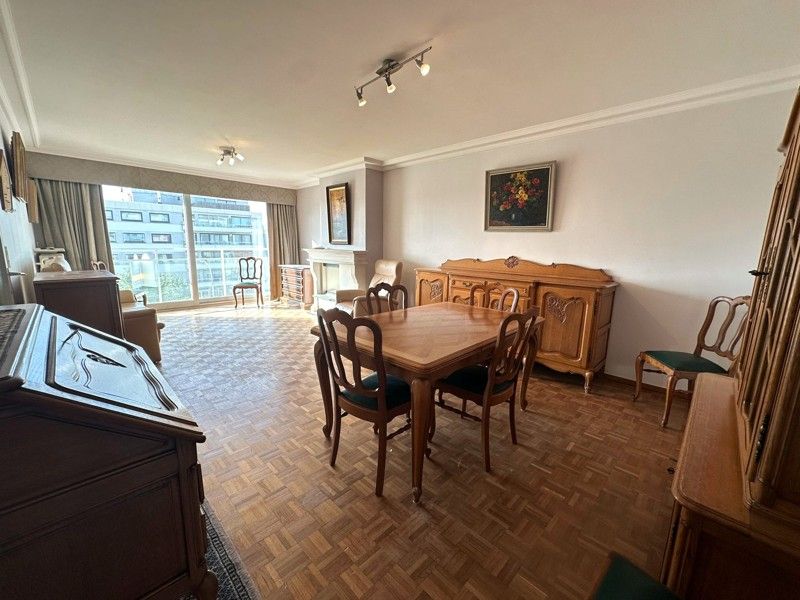Lichtrijk appartement met twee slaapkamers én garagebox! foto 5