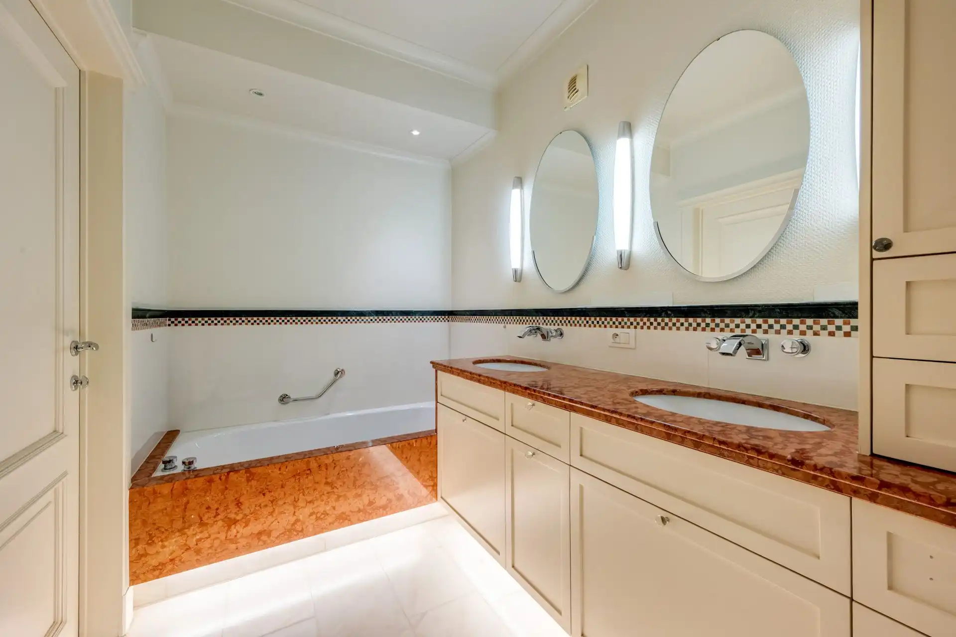 Instapklaar appartement vlak bij het centrum van Turnhout foto 16