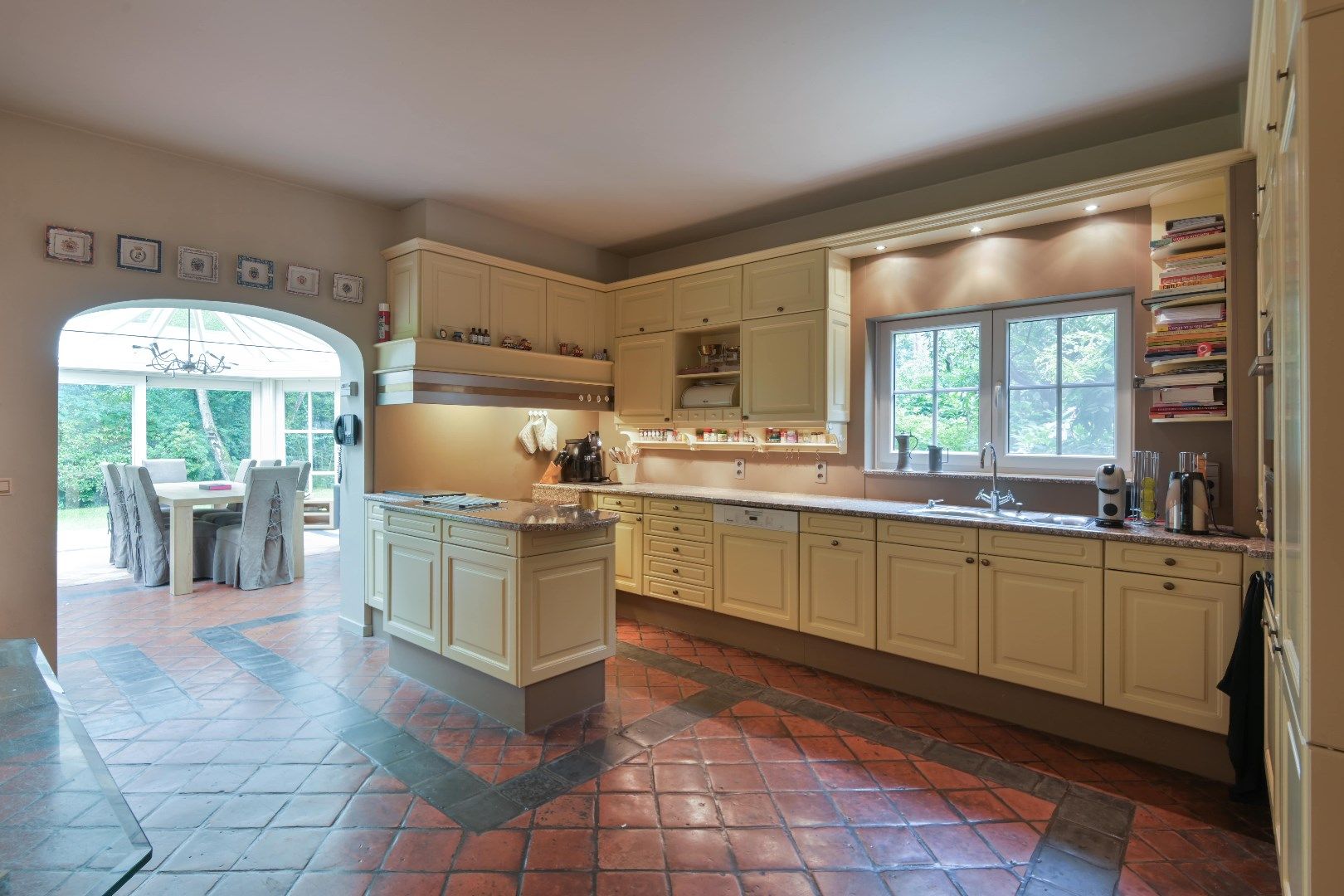 UITZONDERLIJKE VILLA MET GASTENVERBLIJF OP EEN PRESTIGIEUZE LOCATIE TE REKEM ! foto 11