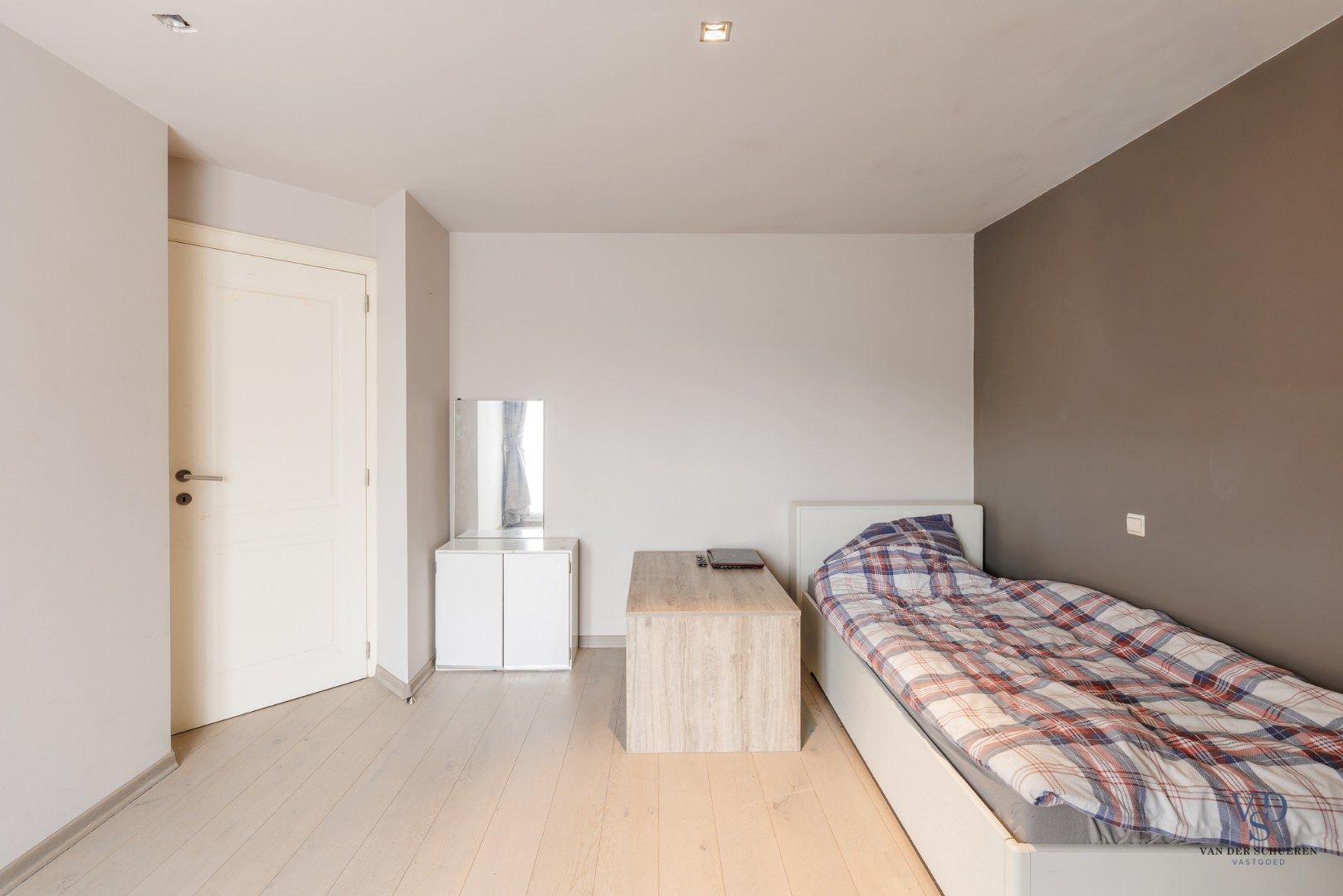 Ruim en stijlvol duplex appartement met twee terrassen foto 12