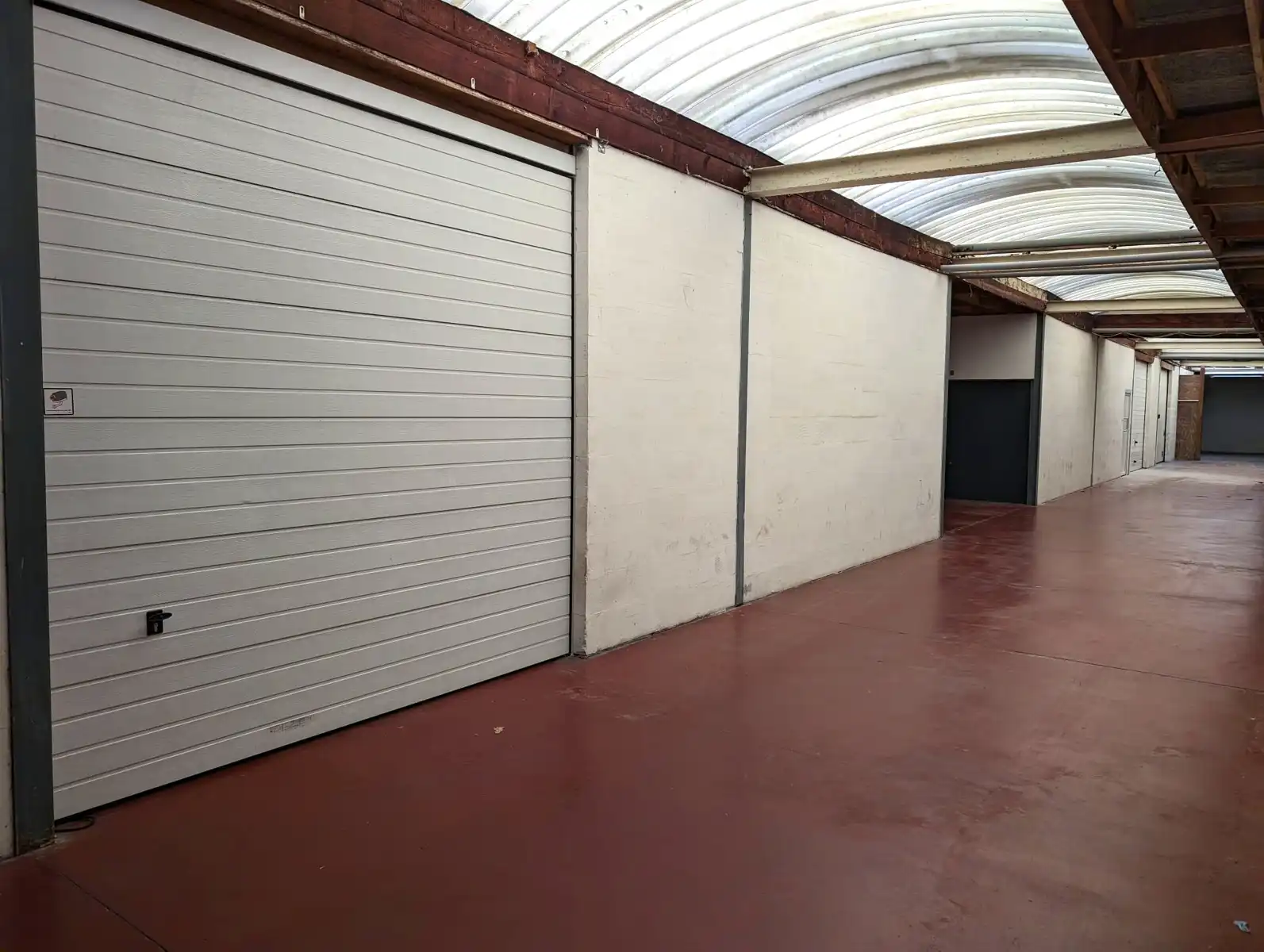 Loods/magazijn van 1507m² foto {{pictureIndex}}