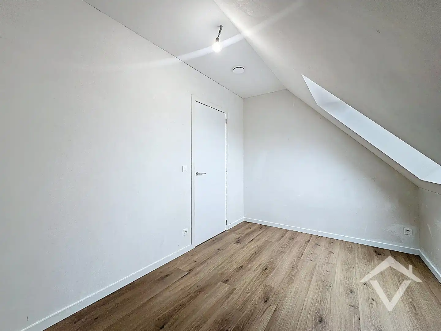 Nieuwbouwappartement met 2 slaapkamers en 2 terrassen in centrum Koekelare  foto 20