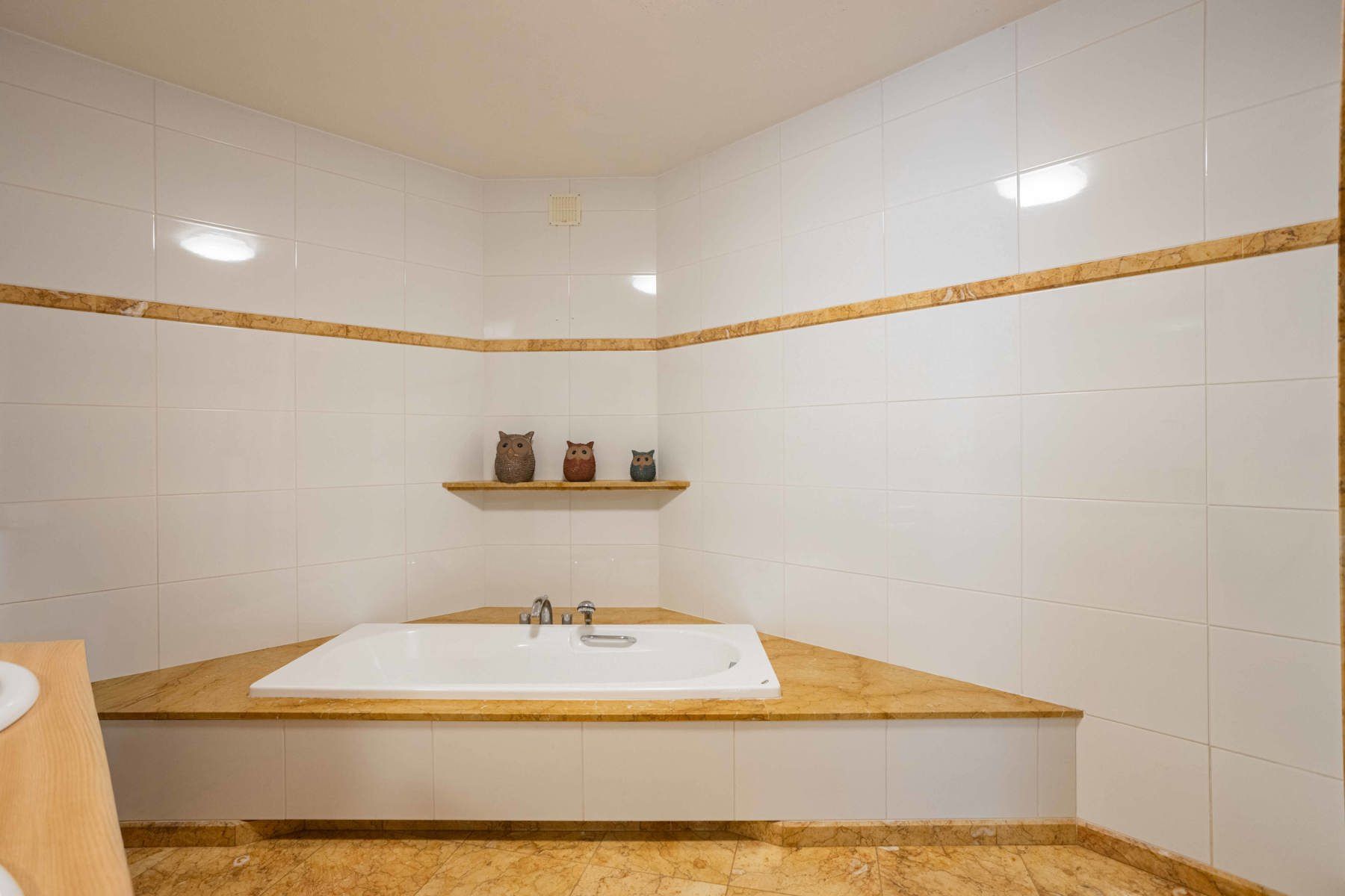 Instapklaar luxueus afgewerkt appartement met garage! foto 30