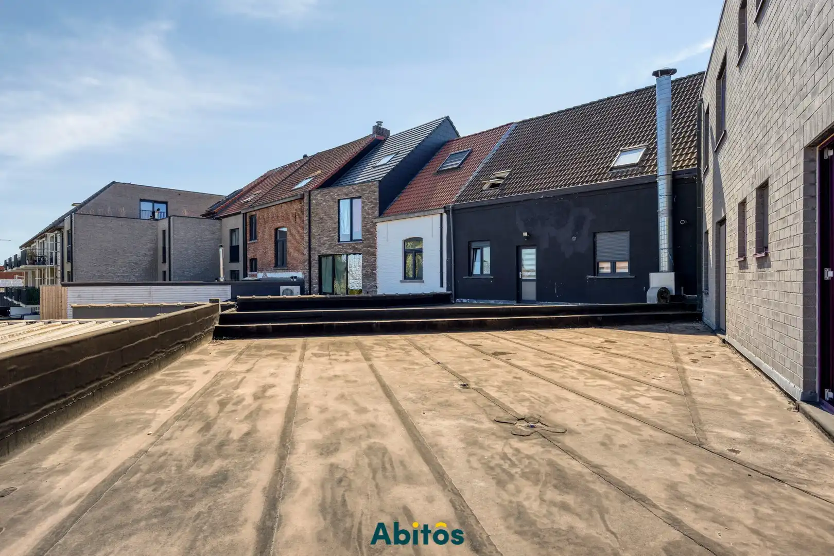 Ruim en lichtrijk appartement met 3 slaapkamers foto 22