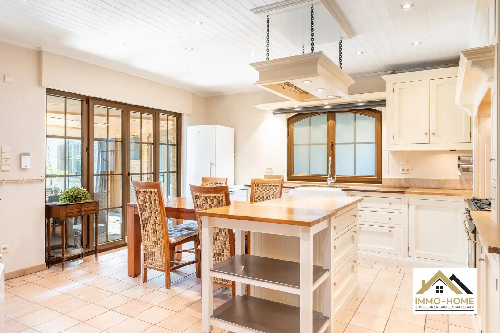 Ruime woning op topligging foto 3