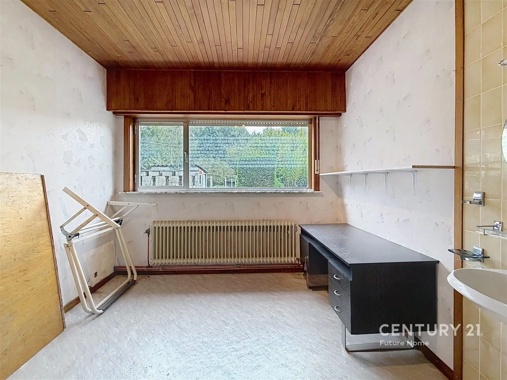 Karaktervolle architecturale woning met veel potentieel foto 19