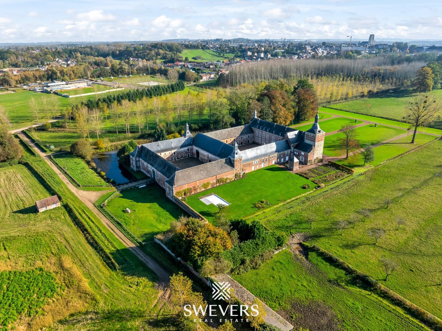 Instapklare pastorijwoning met uniek uitzicht in Tongeren foto 39