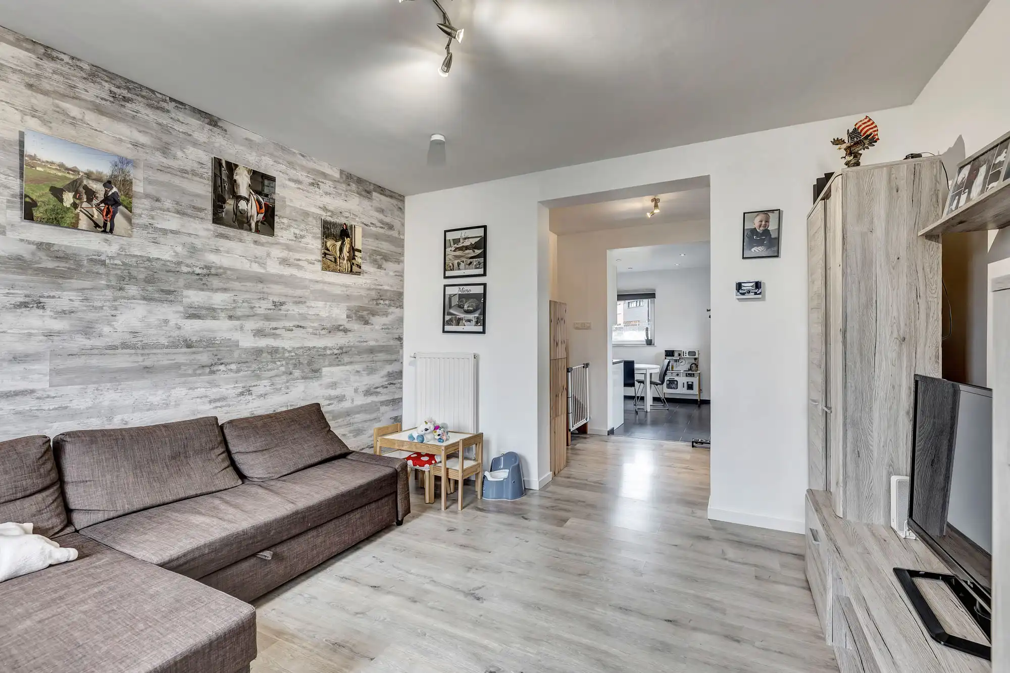 Instapklare woning met tuin te Wambeek foto 5