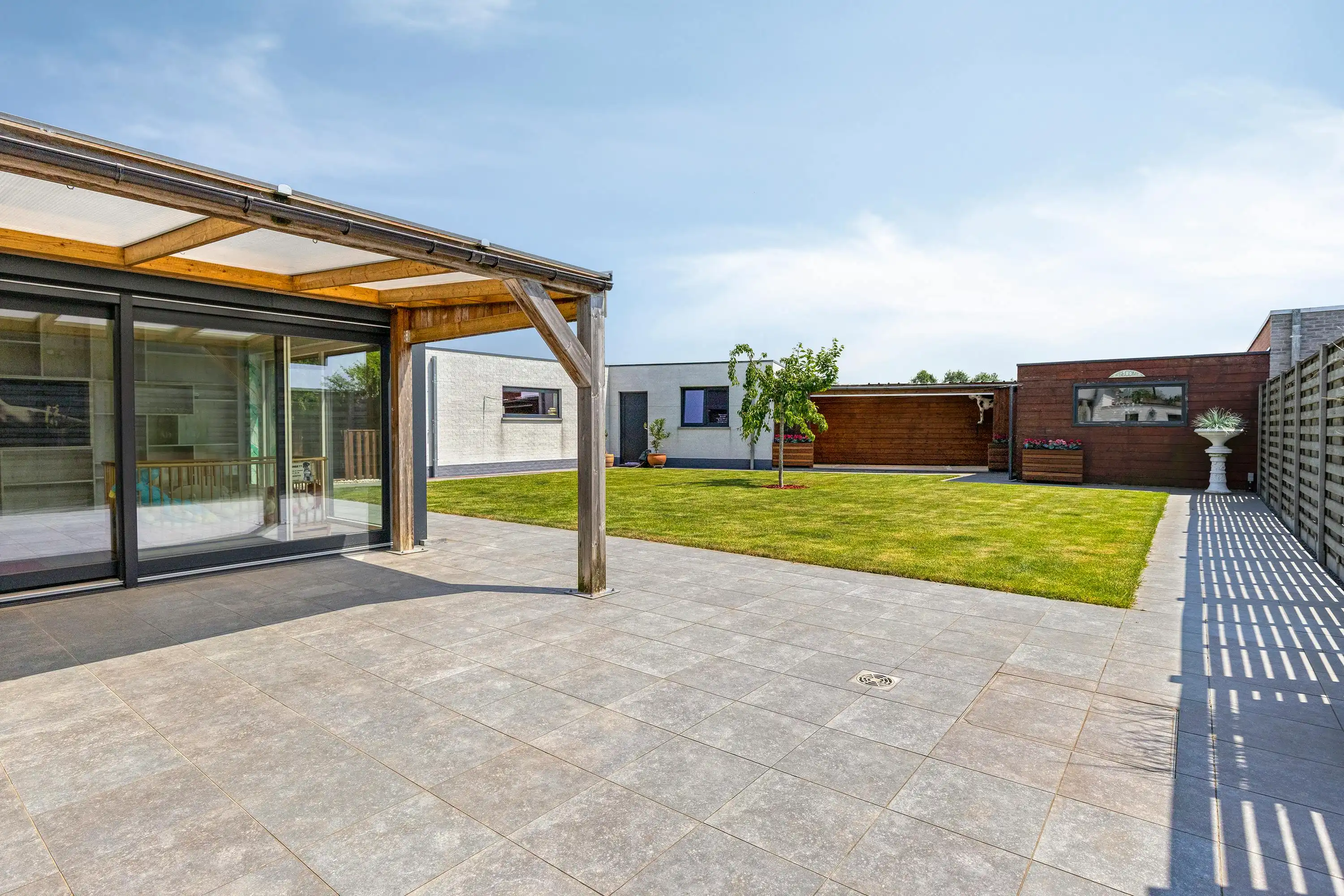 Gerenoveerde bungalow met zonnige tuin nabij Aalter foto 14
