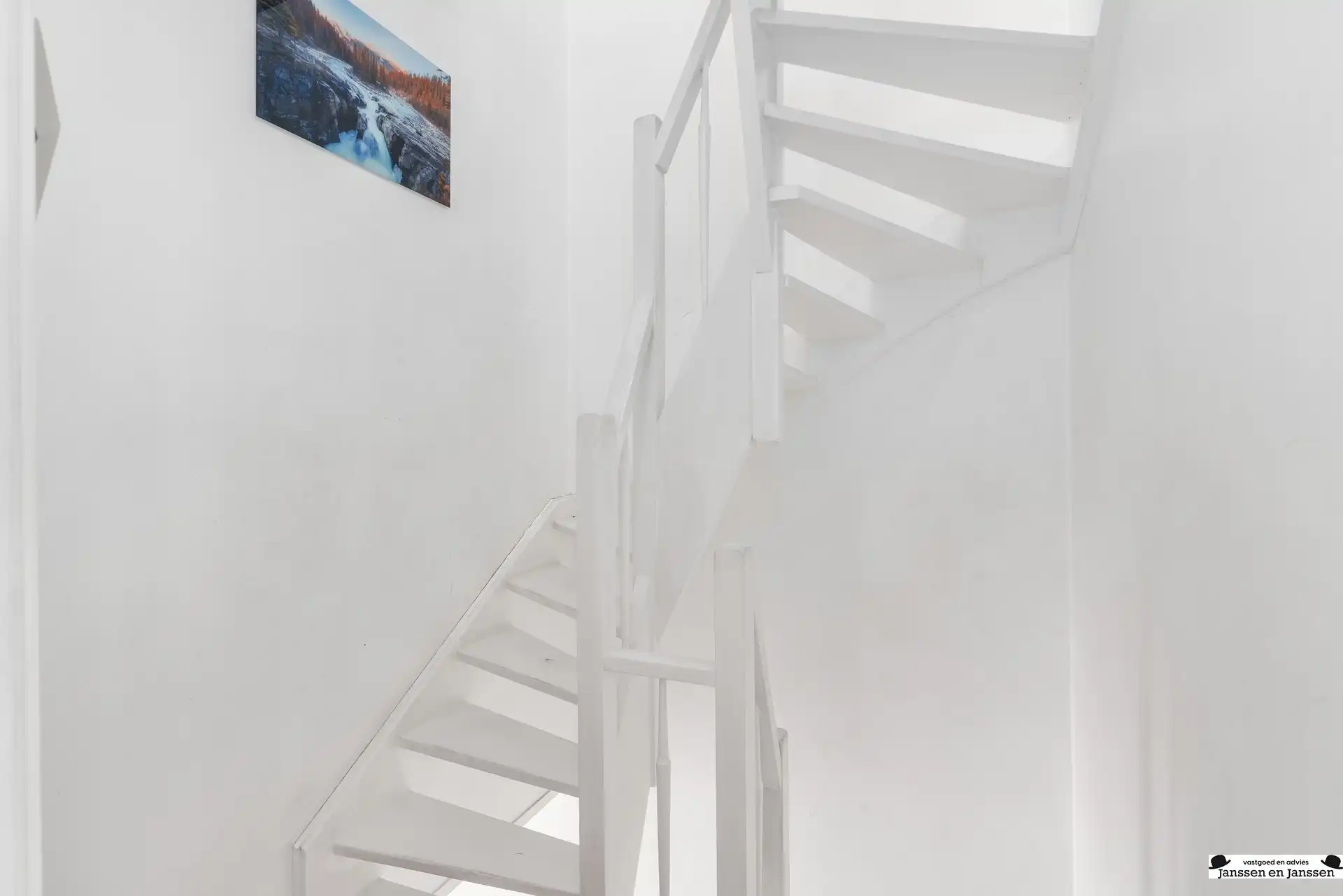 Op te frissen bel-etage met zonnige tuin te Ekeren foto 15