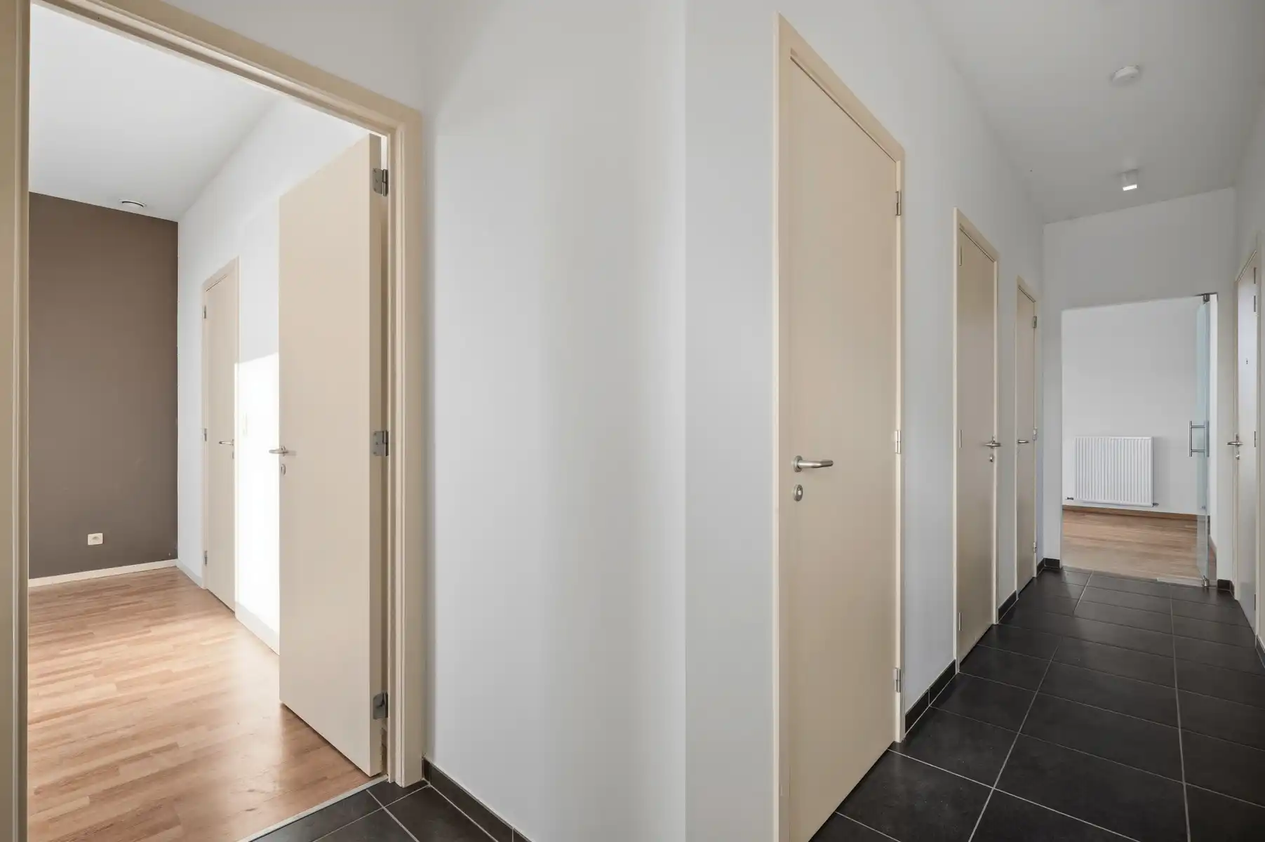 Penthouse met heerlijk terras in het gegeerde Clarenhof foto 15
