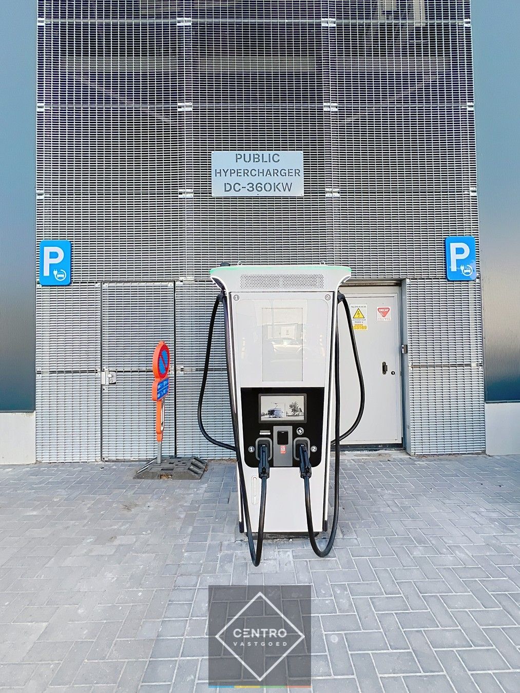 Nieuwbouw KMO unit (± 264m²) TE HUUR, laadpalen én hypercharger aanwezig! Bedrijvenpark "Diamant" te Dikmuide. foto 5