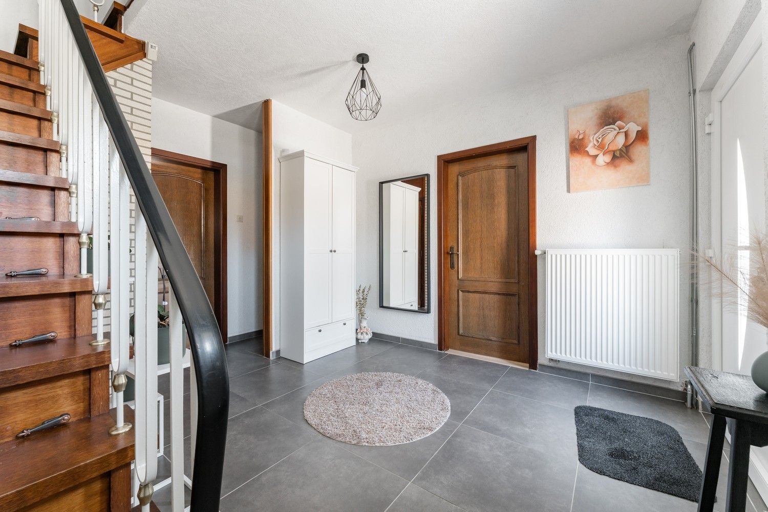 Vrijstaande ruime woning op toplocatie in Lommel! foto 2