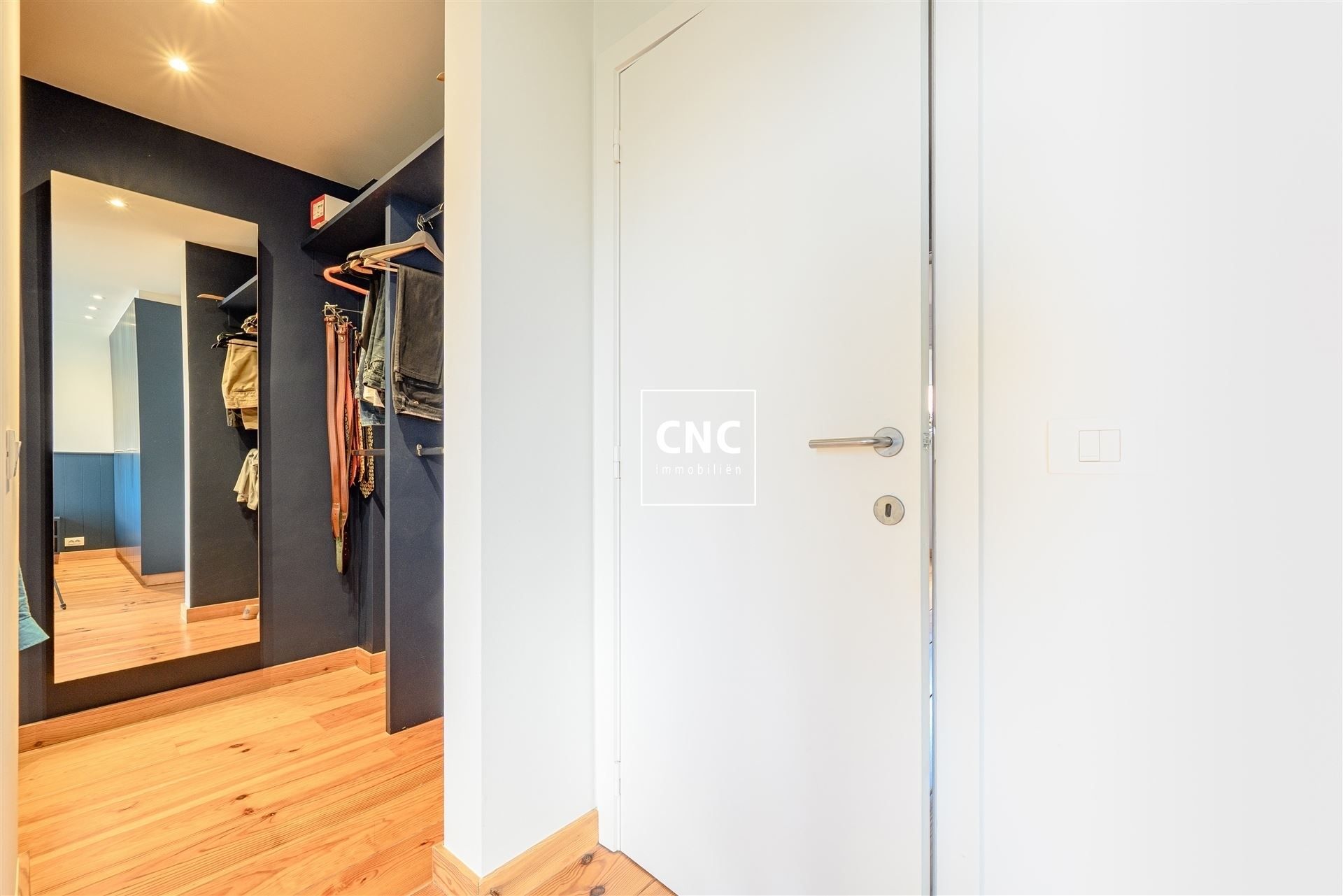 Instapklare bel-étagewoning op rustige ligging te Duinbergen foto 21