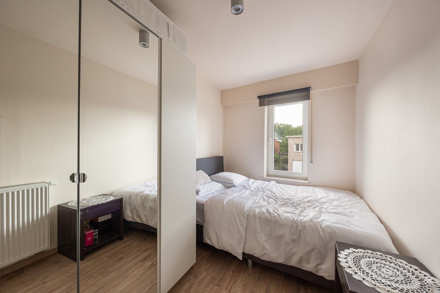 Gerenoveerde halfopen bebouwing nabij centrum Wommelgem foto 14