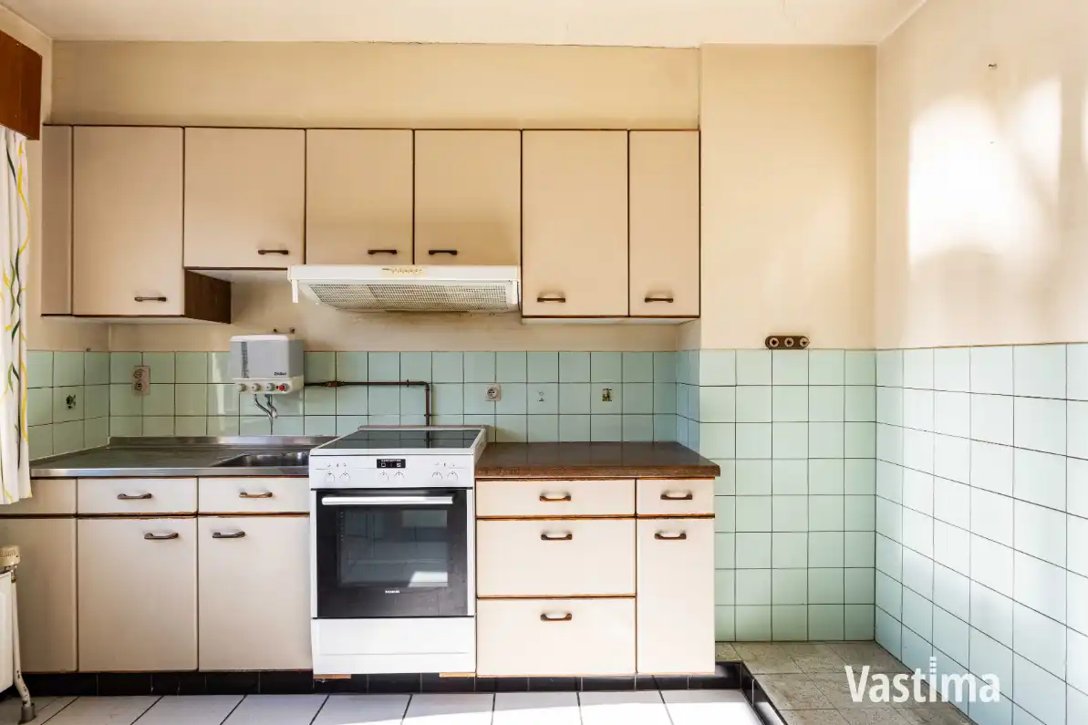 Woning met 3 slaapkamers, garage en ruime tuin foto 10