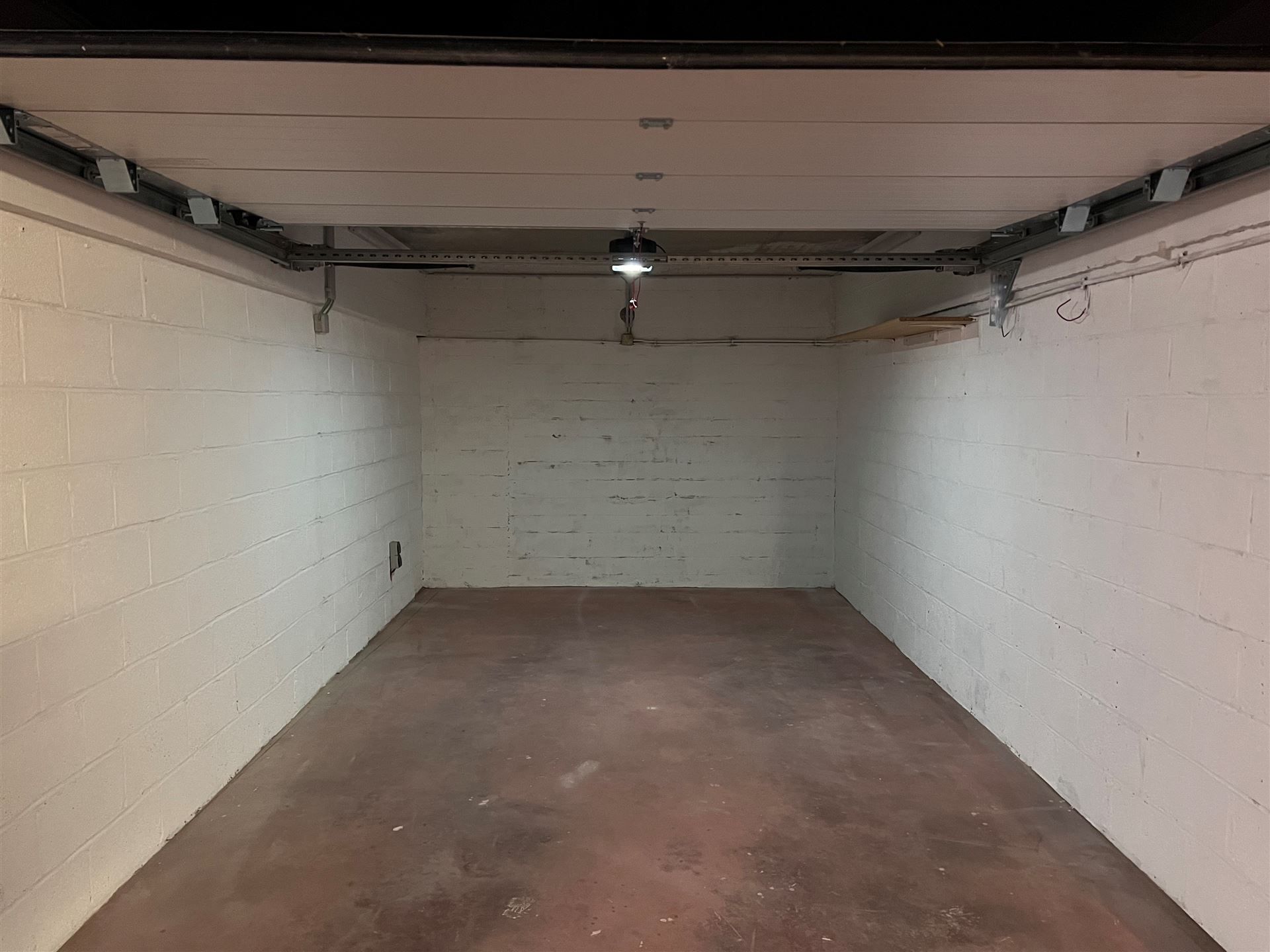 Garage foto 3