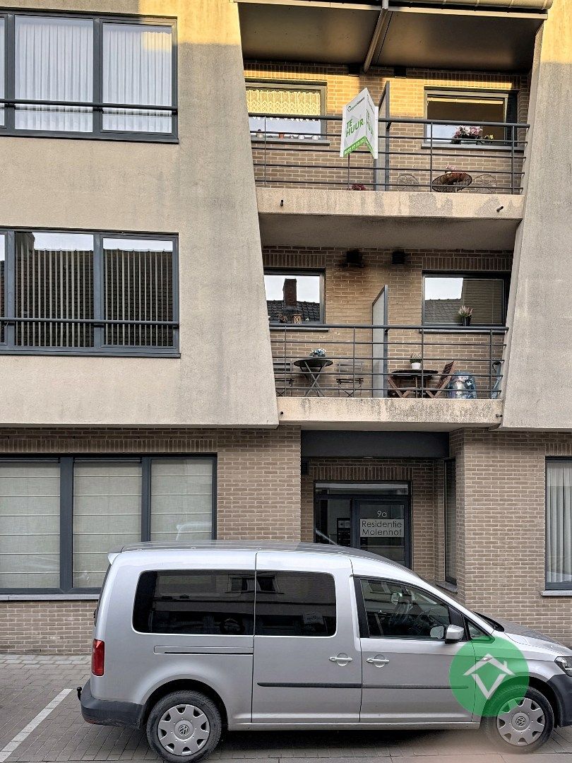 Appartement met 2 slaapkamers en 2 terrassen te Koekelare foto 2