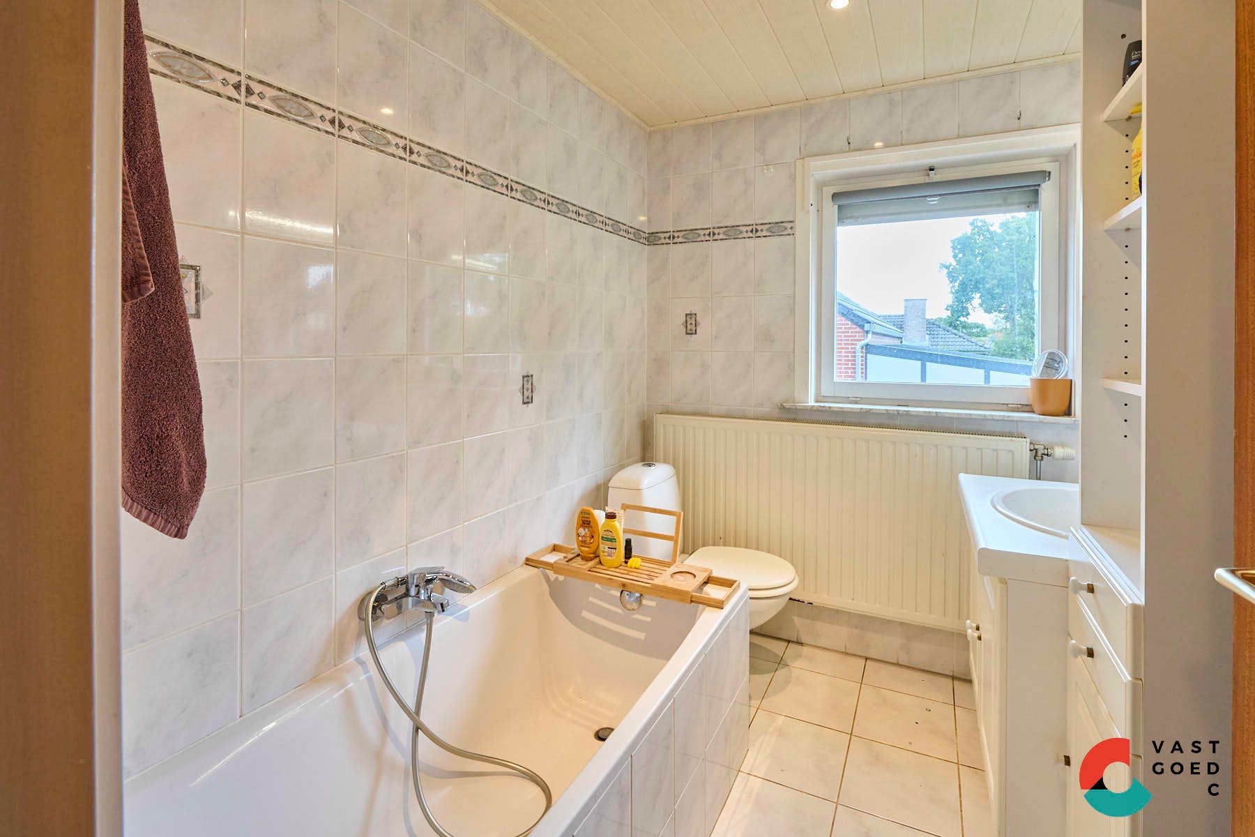 Huis te koop foto 8