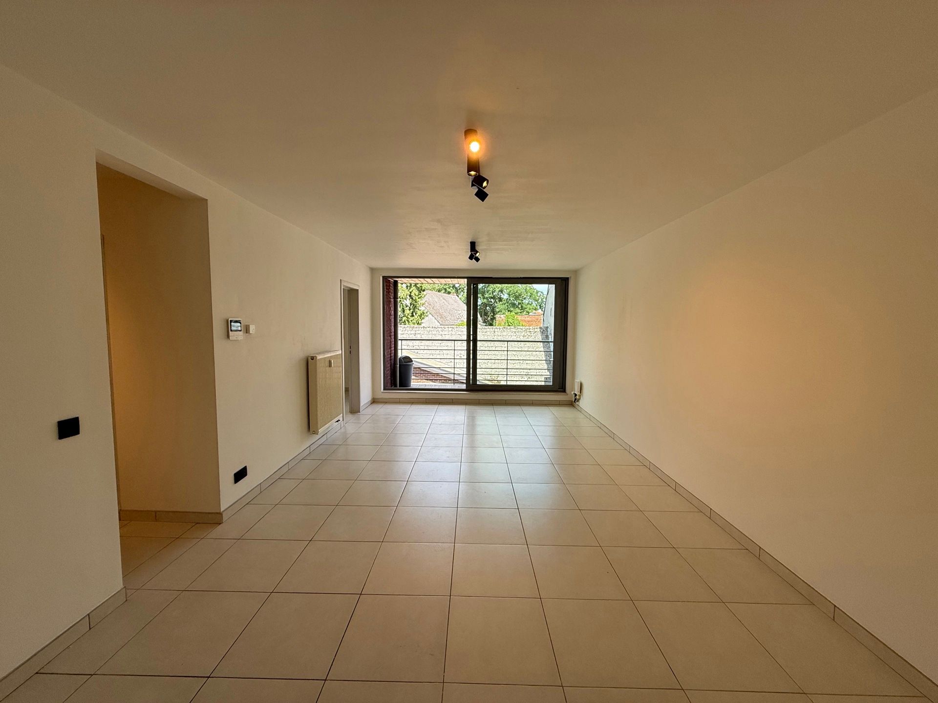 WETTEREN - Gerenoveerd appartement in het centrum. foto {{pictureIndex}}