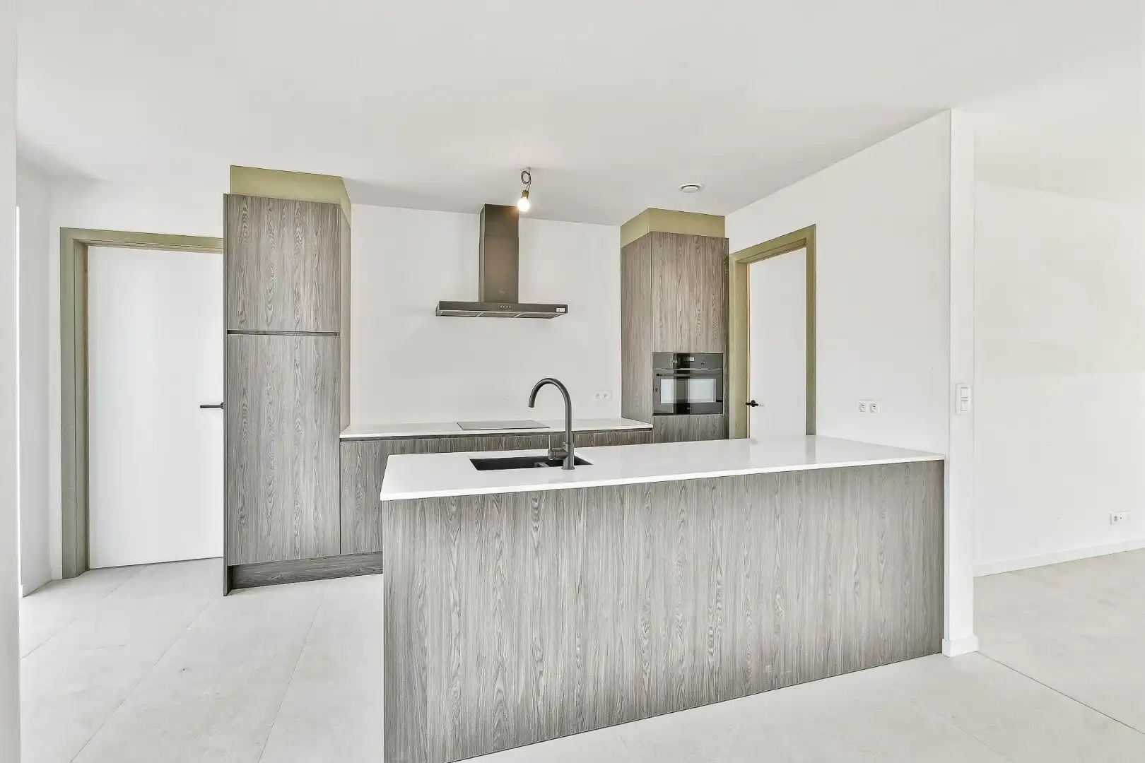 Nieuwbouwwoning op rustige locatie met 3 slaapkamers foto 9