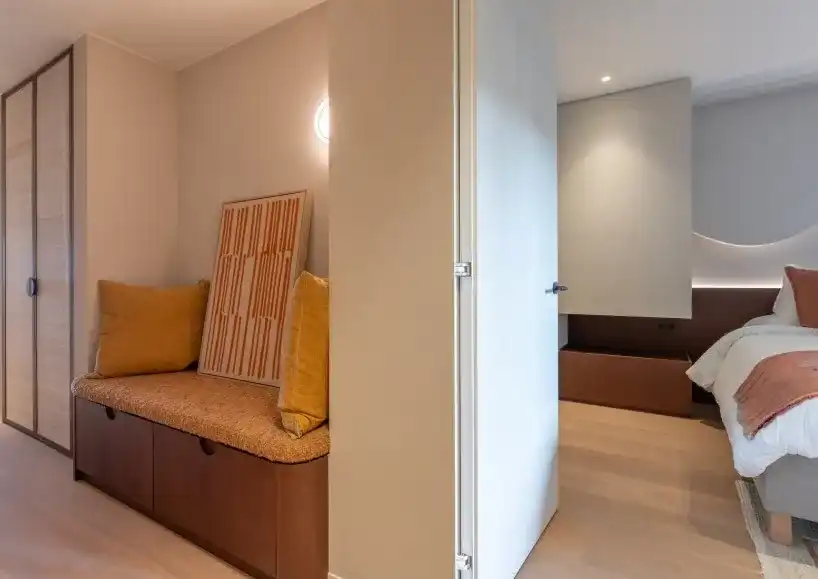 Exclusief gerenoveerd appartement met frontaal zeezicht op toplocatie in het Zoute foto 13