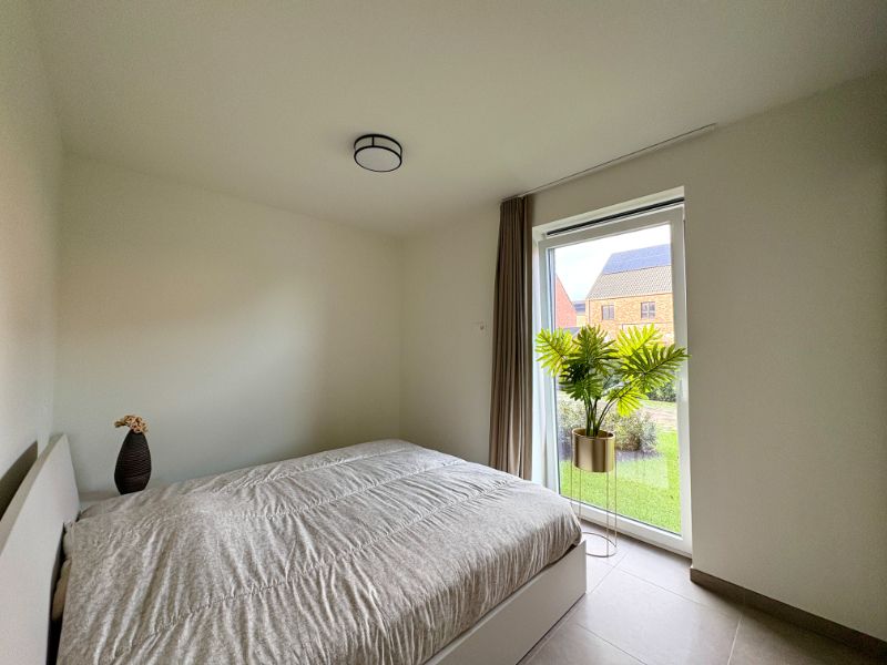 KWALITATIEF NIEUWBOUWAPPARTEMENT MET 2 SLAAPKAMERS, TERRAS EN GARAGE foto 5