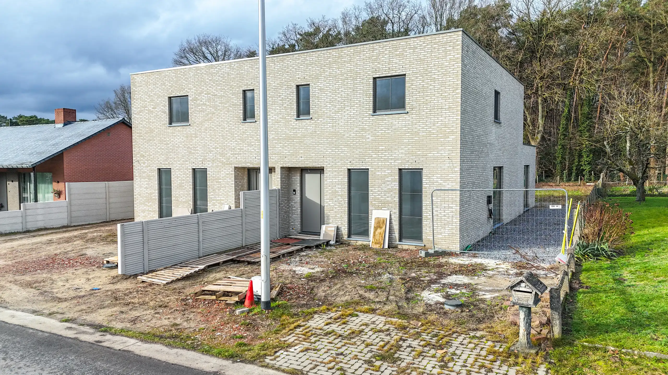 Instapklare nieuwbouw in Koersel aan 2% registratierechten! foto {{pictureIndex}}