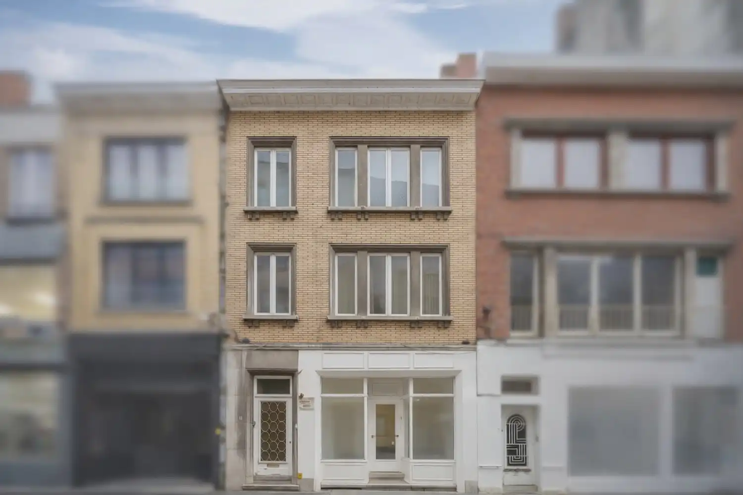 UNIEK PAND OP TOPLIGGING foto {{pictureIndex}}