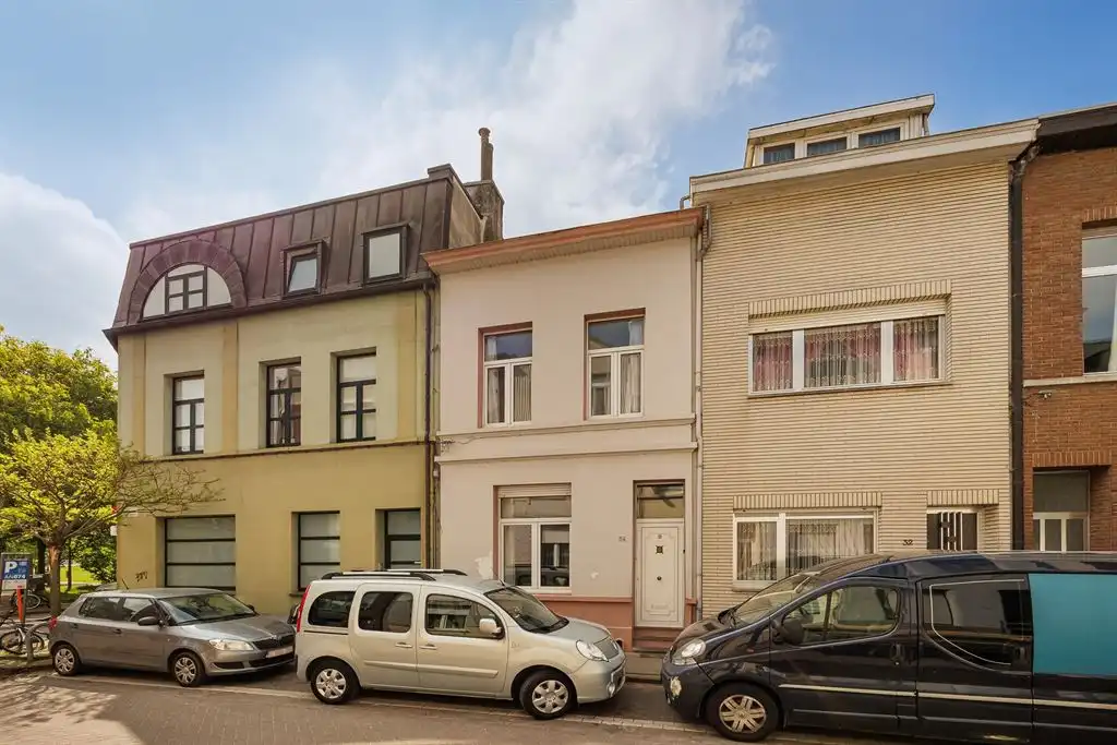 Gerenoveerde woning met 4 slaapkamers aan Krugerpark foto 25