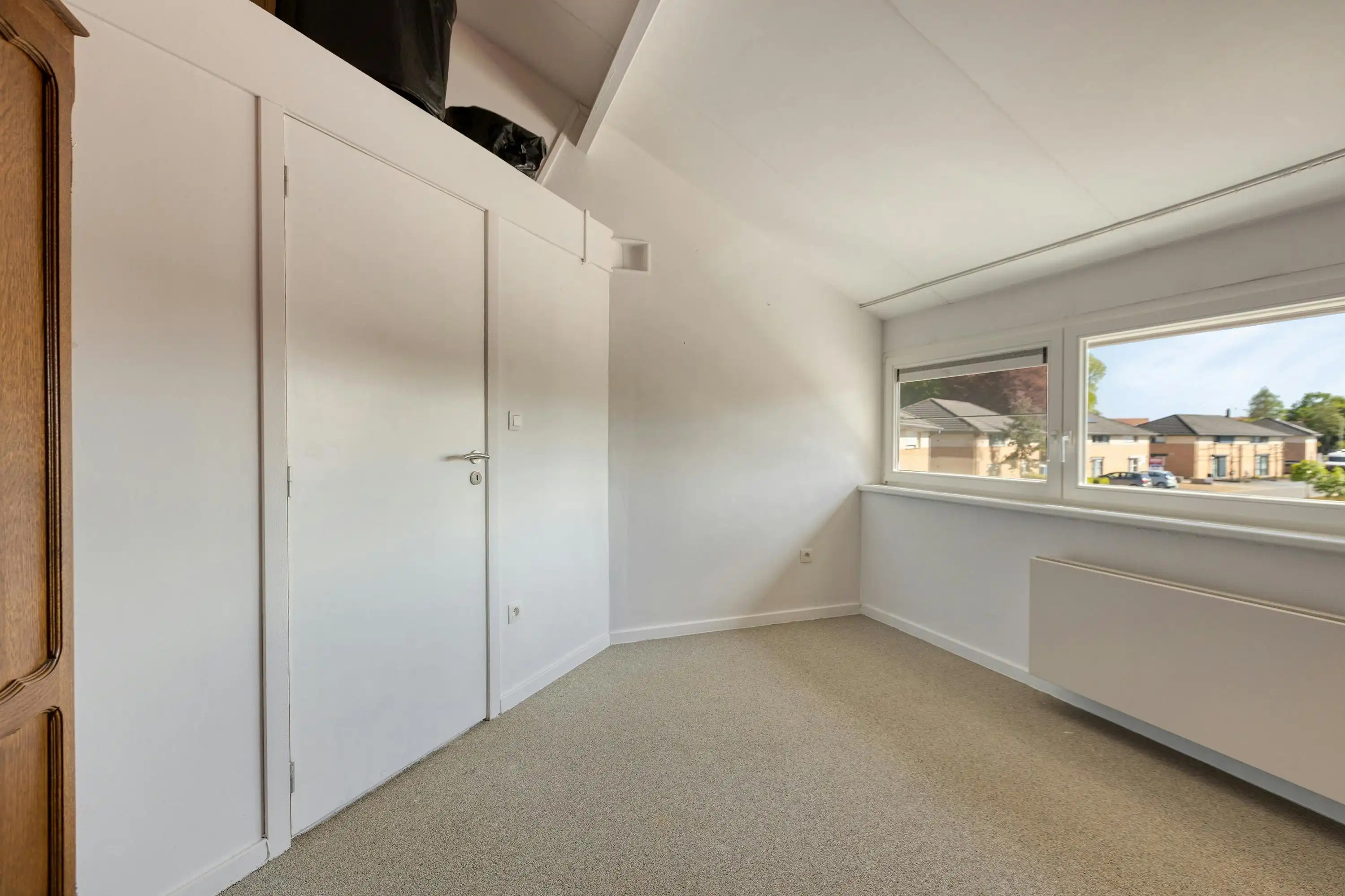 Instapklare woning met 3 slaapkamers en ruime tuin te Alken foto 15