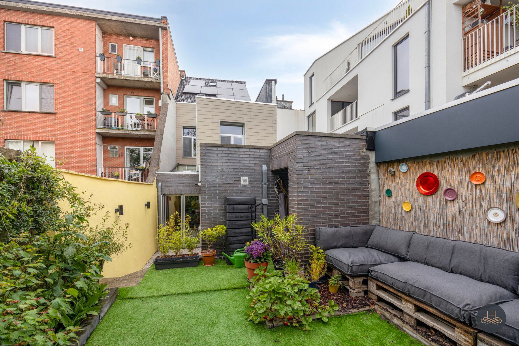 Karaktervol herenhuis met gezellige tuin en garagebox foto 36