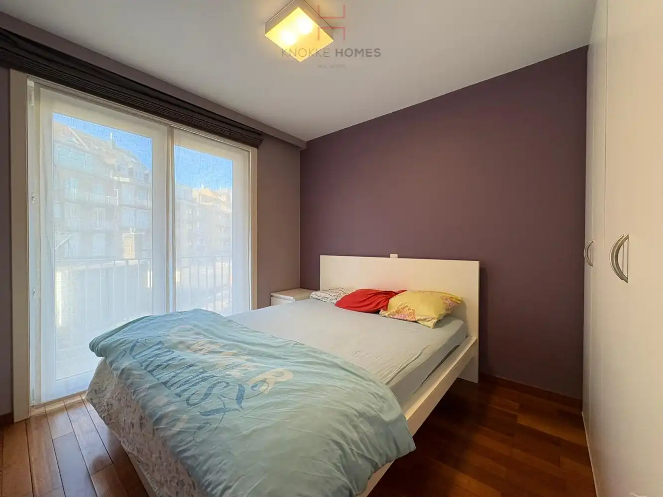 Gemeubeld 3 slaapkamer appartement met garage, nabij het Rubensplein foto 6