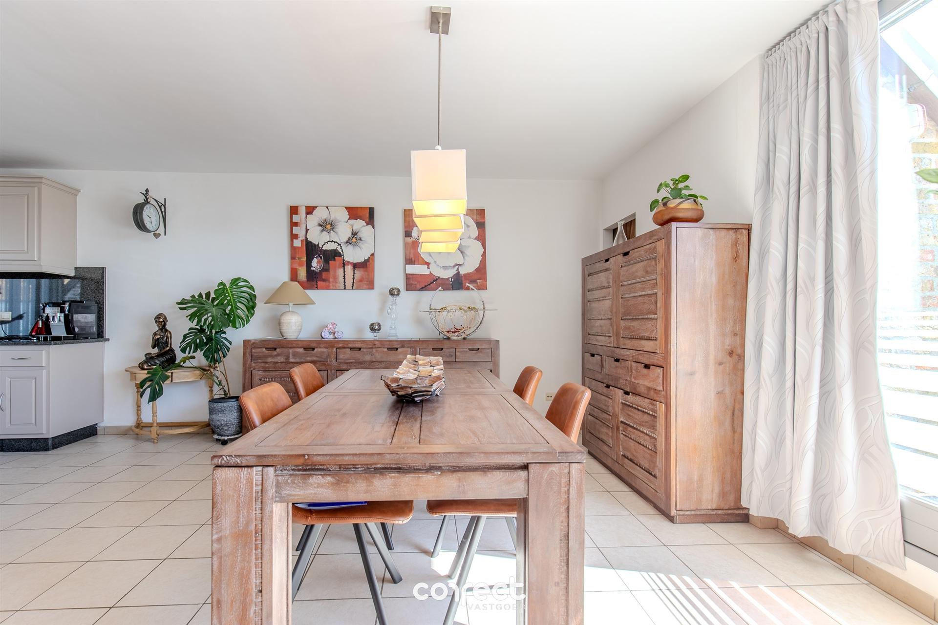 Ruim en energiezuinig duplex appartement Adinkerke foto 9