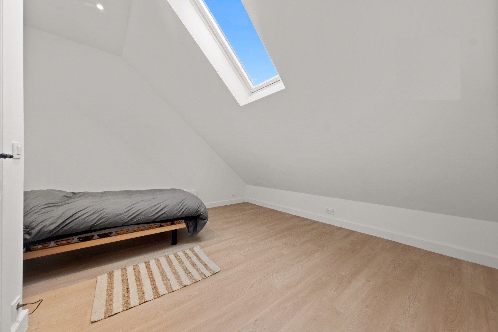 Mooi gerenoveerde woning met terrastuin *** PAS VRIJ VANAF 1 JANUARI, NIET VROEGER! foto 13