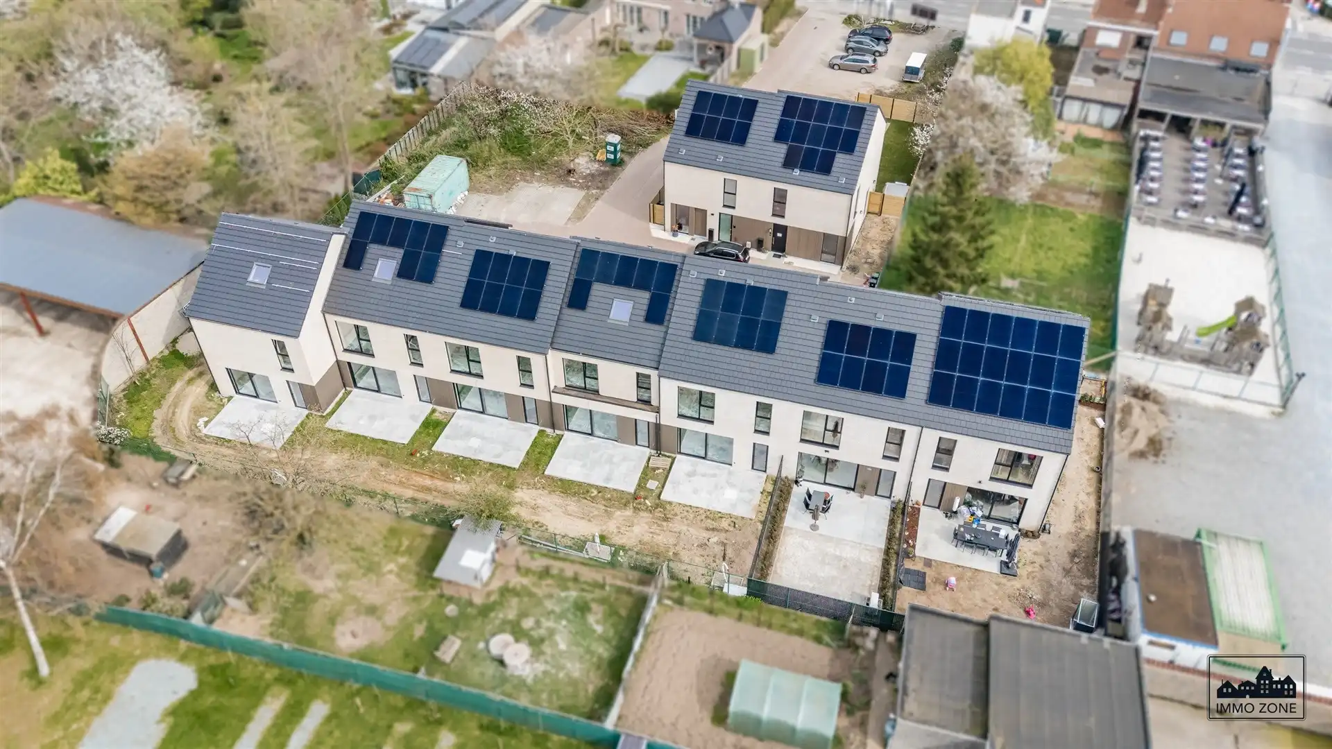 Nieuwbouwwoning in rustig binnengebied foto 8