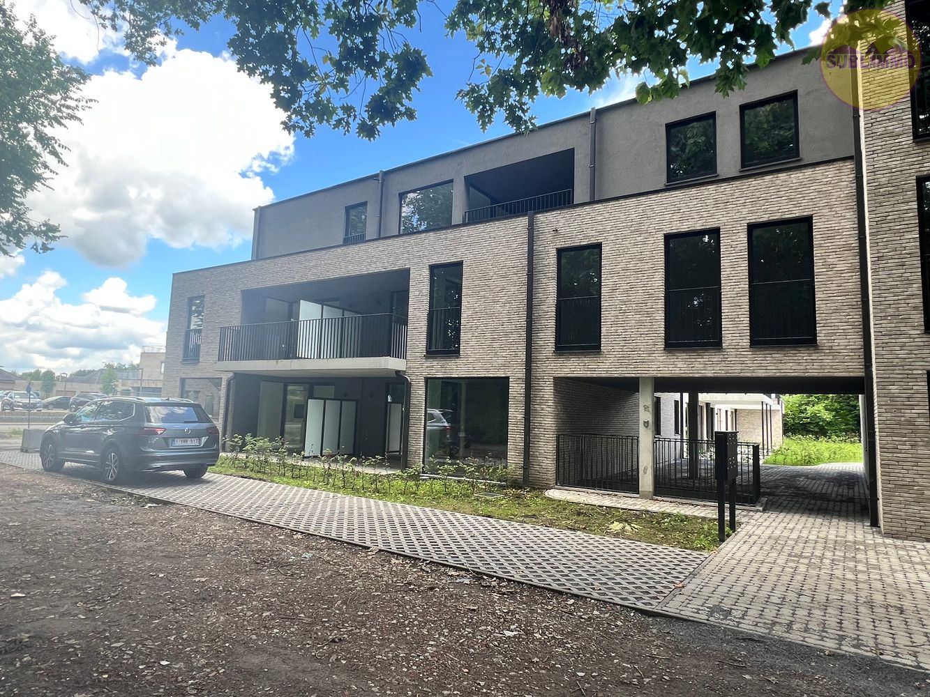 Nieuwbouwappartement op de eerste verdieping (118,50 m²) met 3 slaapkamers en terras. foto 3