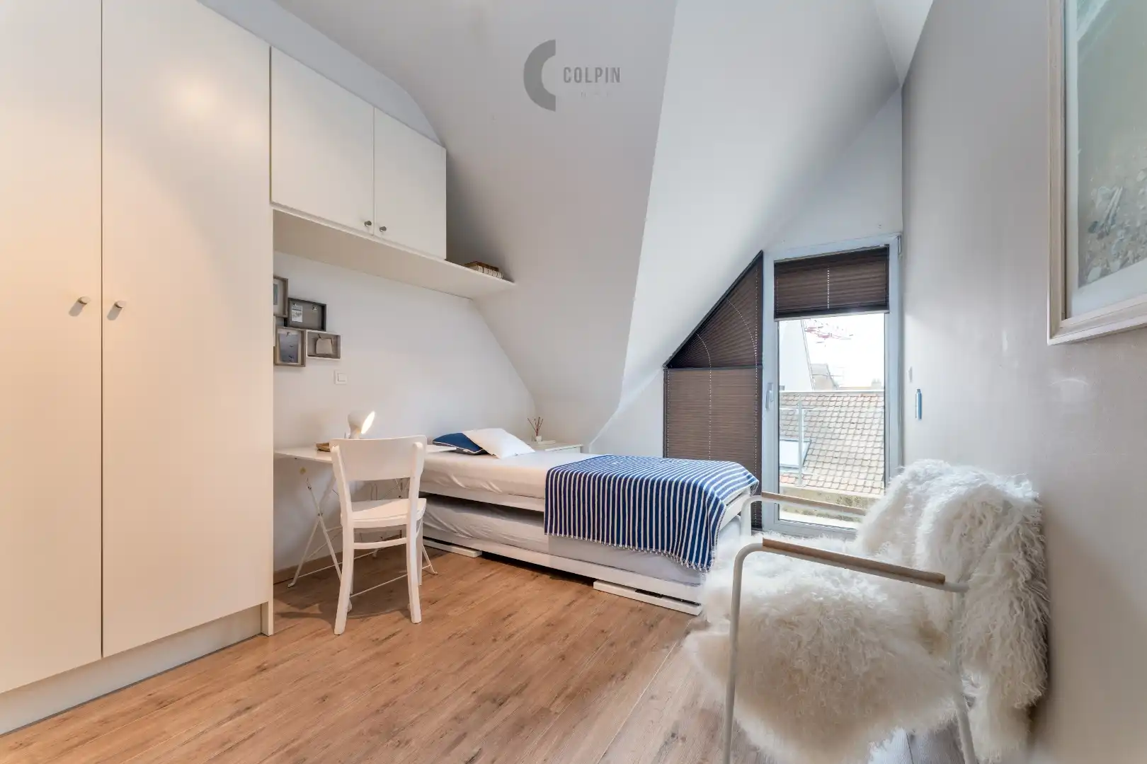 Lichtrijk appartement vlakbij de zee in Heist foto 10