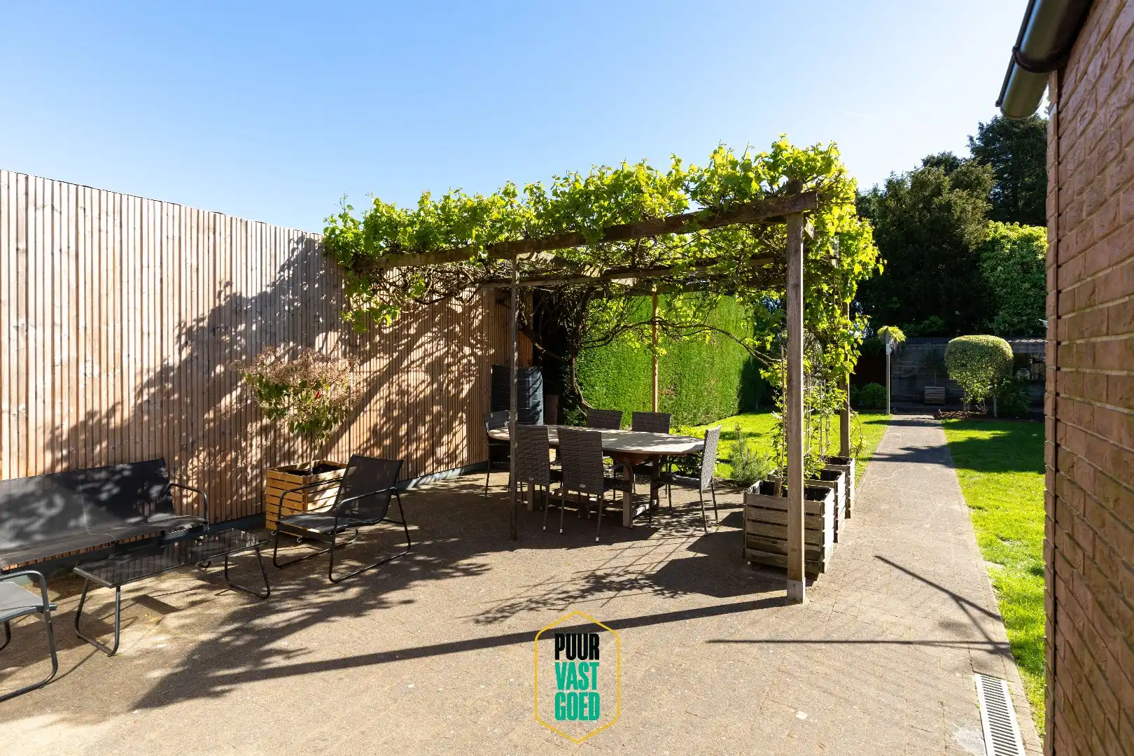 Verzorgde comfortabele halfopen wonig op 476 m² grond, met aangename tuin foto 26