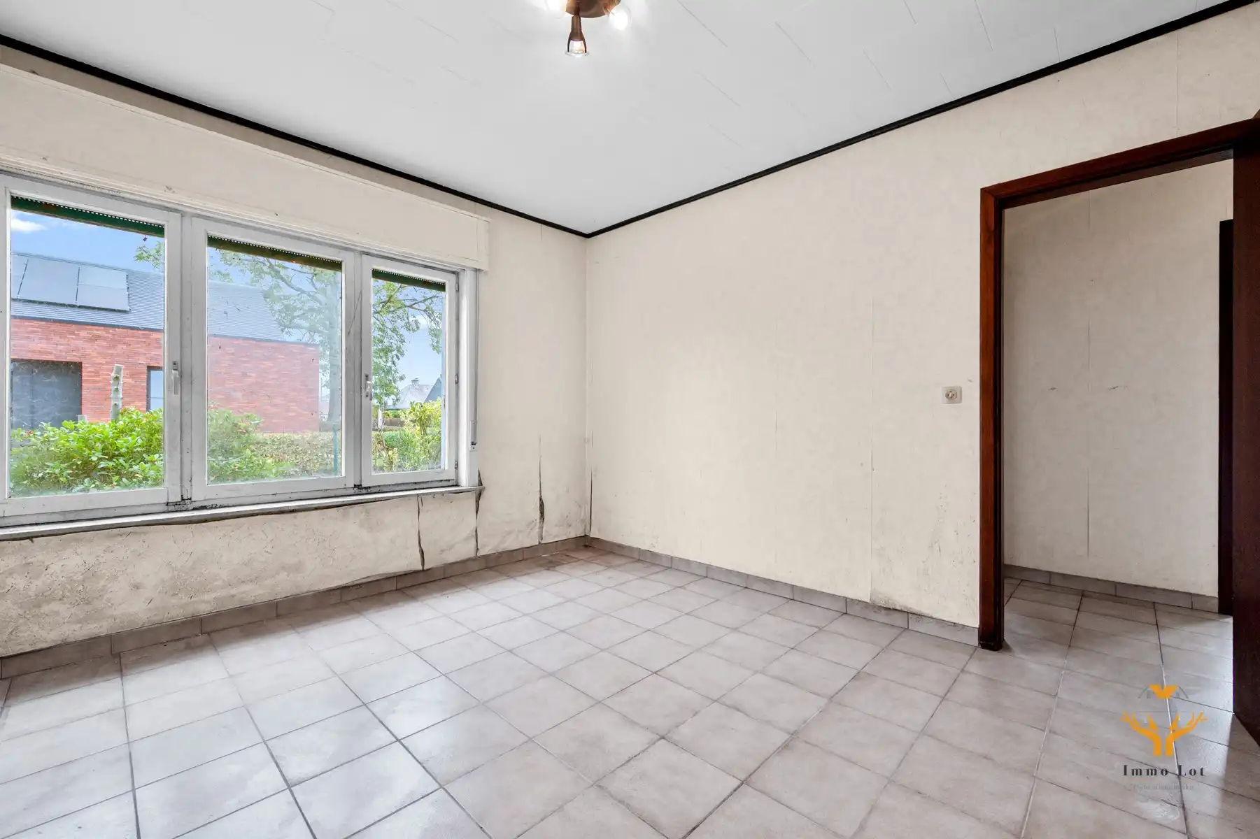 Te renoveren bungalow met grote garage nabij het Donkmeer foto 8