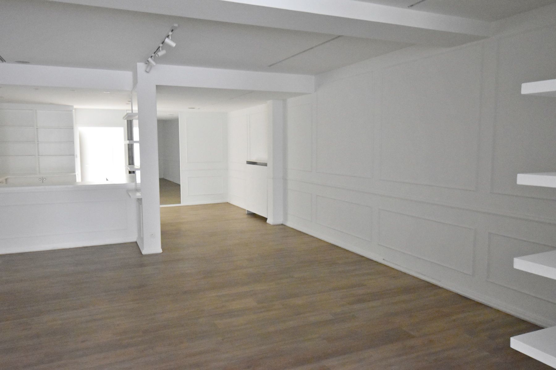 Commerciële ruimte te huur foto 4