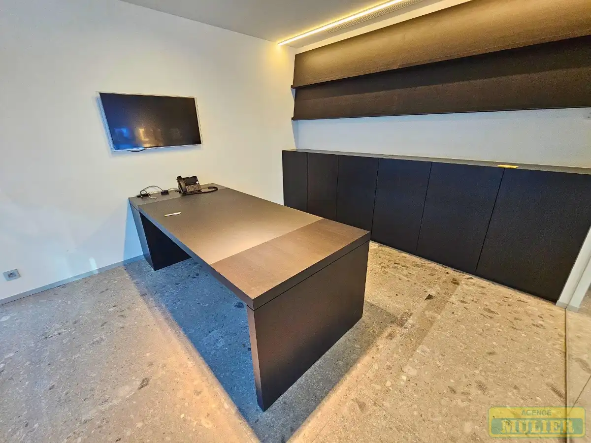 Commerciële ruimte te huur foto 8