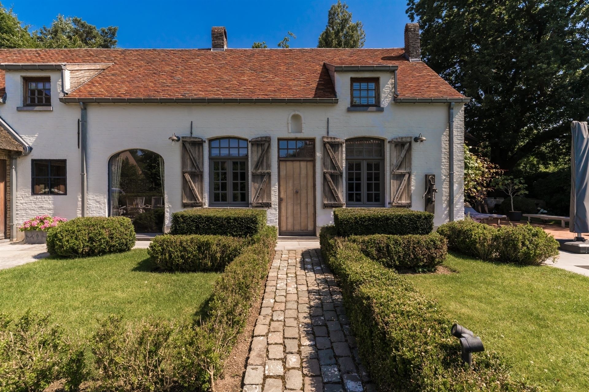 Authentieke hoeve met 4 slpks, poolhouse en zwembad foto 3