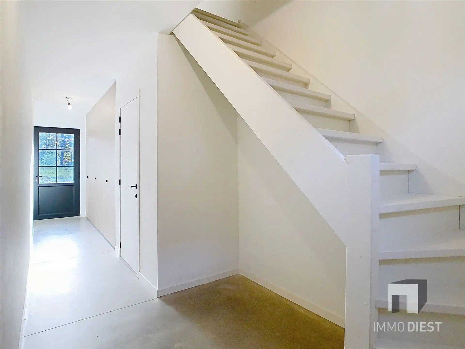 AANKOOP ONDER 2% REGISTRATIE. Charmante, energiezuinige nieuwbouwwoning met zonnige tuin in hartje Zichem. foto 12